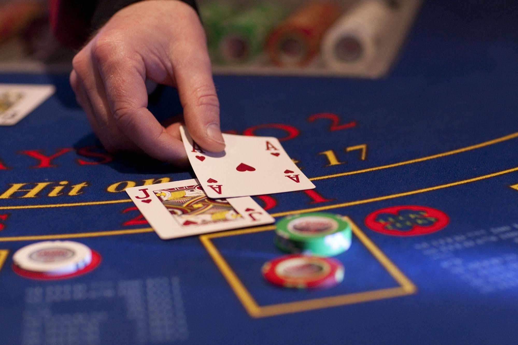Hotel Casino New Nouveau Brunswick Moncton Ngoại thất bức ảnh